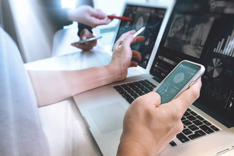 Investing in the digitalisation of the B2 B information sector