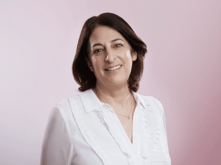 Carolyn Bogush brand bg